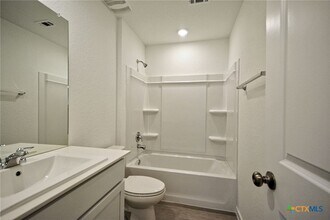 429 Payton Pl in Marion, TX - Building Photo - Building Photo