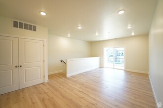 1561 N 110 W in Logan, UT - Building Photo - Building Photo