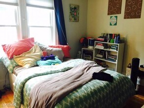 207 Boston Ave-Unit -Apt A in Medford, MA - Building Photo - Building Photo