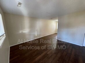 510 W Scott St in Springfield, MO - Building Photo - Building Photo