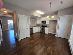 706 Pebble Stone Ct in Columbia, TN - Building Photo - Building Photo