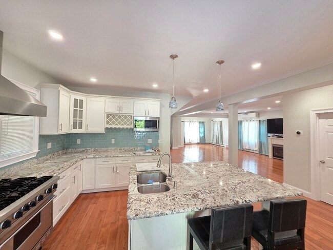 property at 35 Avon St