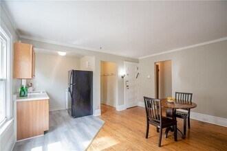 212 Culver Rd in Rochester, NY - Building Photo - Building Photo