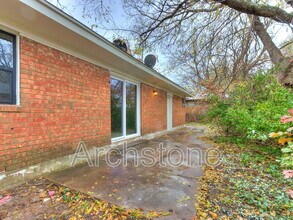 401 NW 86th St in Oklahoma City, OK - Building Photo - Building Photo