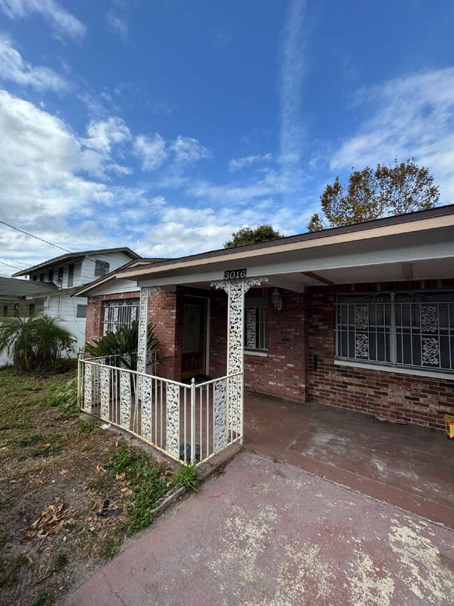 property at 3016 E Wilder Ave