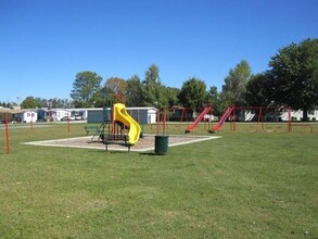 Sunny Acres in Somerset, PA - Building Photo - Other