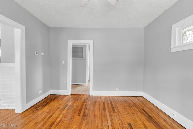 property at 3556 W 100th St