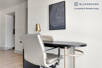 201 E 4th St in Austin, TX - Foto de edificio - Building Photo