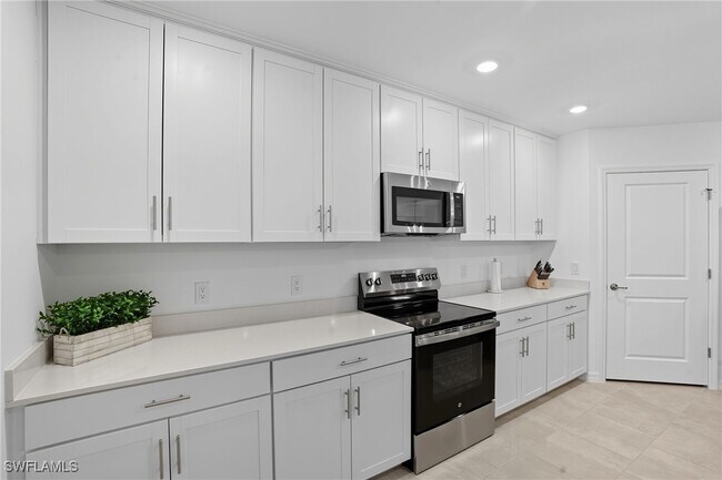 property at 5667 Melbourne Ct