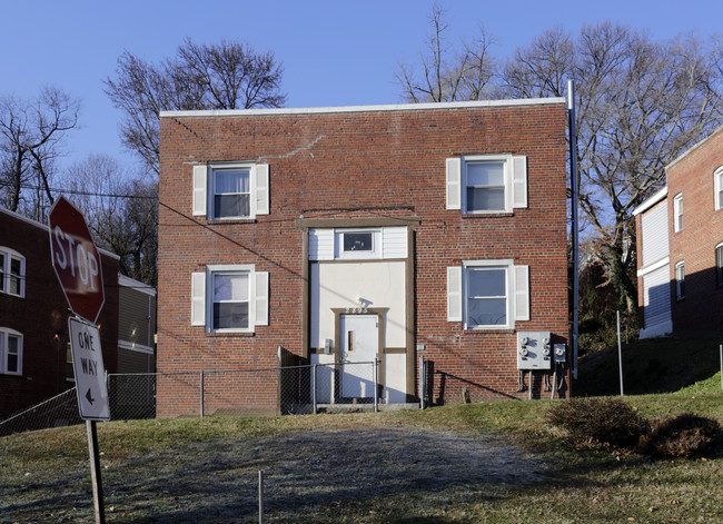 2895 Hartford St SE in Washington, DC - Building Photo - Building Photo