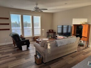 4033 Price Rd in Somis, CA - Building Photo - Building Photo
