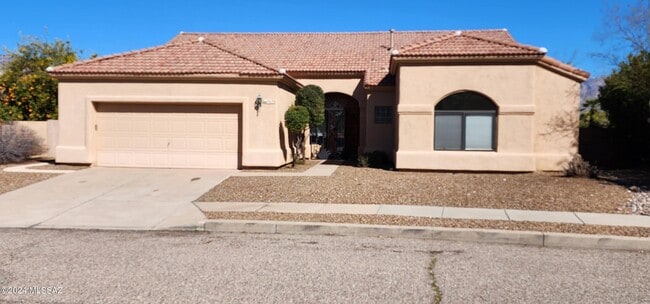 7659 E Park View Dr in Tucson, AZ - Building Photo - Building Photo