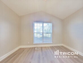 1003 Cambridge Oaks Dr in Columbia, SC - Building Photo - Building Photo