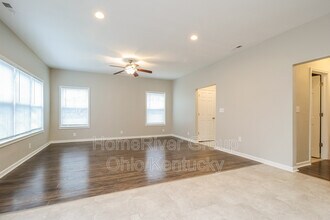 3482 Hickory Ln in Amelia, OH - Building Photo - Building Photo