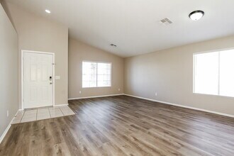 8783 W Marconi Ave in Peoria, AZ - Building Photo - Building Photo