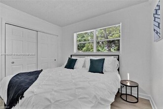 4120 NW 3rd Way in Pompano Beach, FL - Building Photo - Building Photo