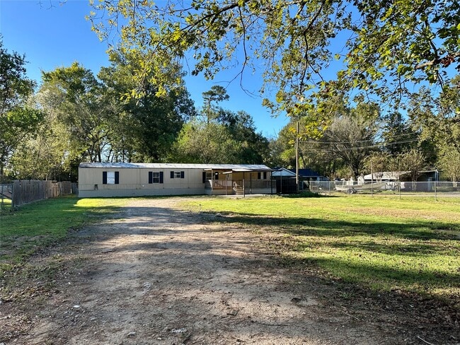 property at 16544 Live Oak Square Dr