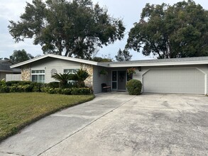 229 Summerwood Trail in Maitland, FL - Building Photo - Building Photo