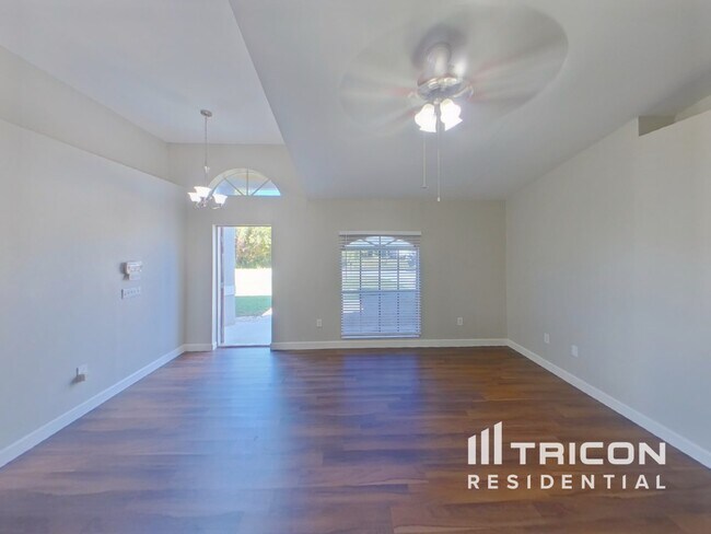 2205 Altitude Ave in North Port, FL - Building Photo - Building Photo
