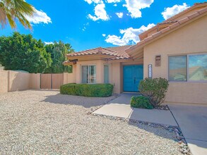 5611 E Marilyn Rd in Scottsdale, AZ - Building Photo - Building Photo