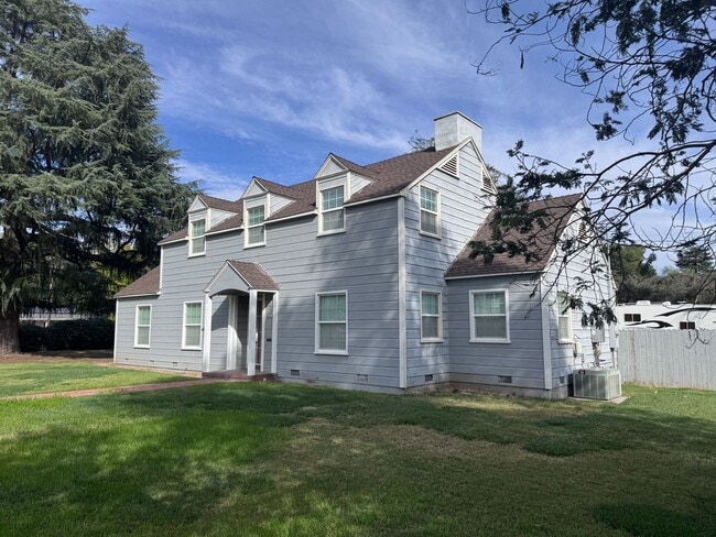 3097 Muscupiabe Dr in San Bernardino, CA - Building Photo - Building Photo