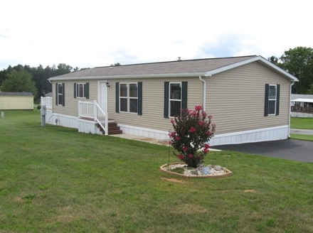 Starview Mobile Home Park in Mount Wolf, PA - Building Photo