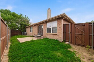5917 Stone Mountain Rd in The Colony, TX - Building Photo - Building Photo