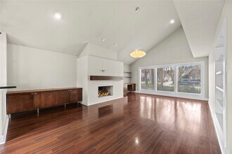 12218 Moorcreek Dr in Houston, TX - Building Photo - Building Photo