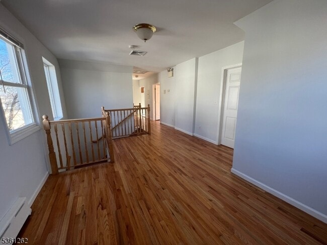 43 S Willow St in Montclair, NJ - Building Photo - Building Photo