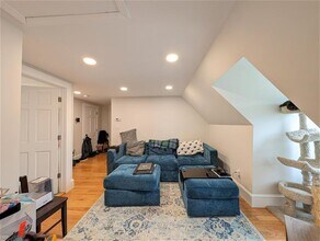 489 Main St, Unit 3 in Medford, MA - Building Photo - Building Photo