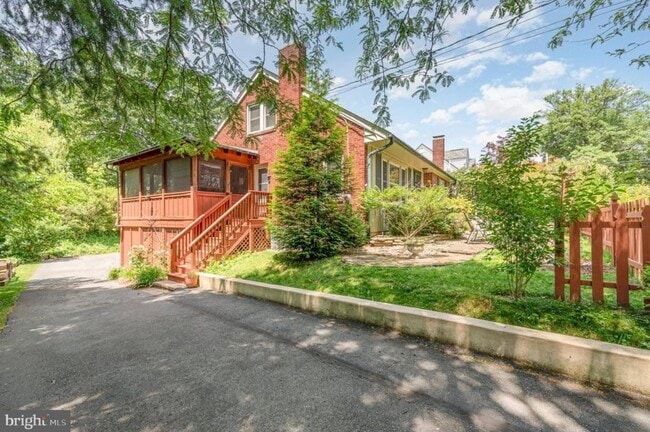 36 N 19th St in Camp Hill, PA - Building Photo - Building Photo