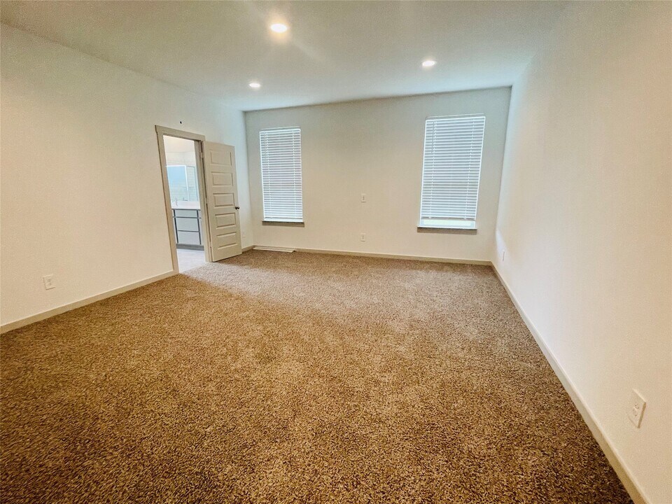 1718 Bryson Heights Dr in Rosenberg, TX - Building Photo