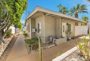 1315 N Indian Canyon Dr in Palm Springs, CA - Building Photo