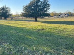 7338 SE County Rd 3050 in Corsicana, TX - Building Photo - Building Photo