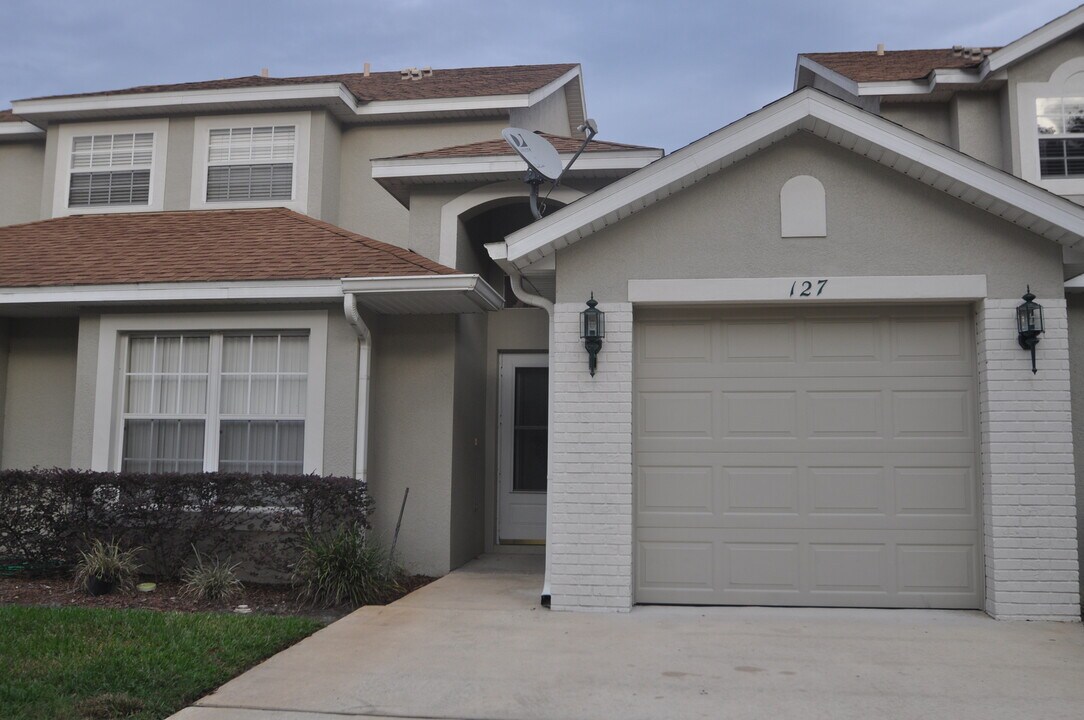 127 Lake Emma Cove Dr in Lake Mary, FL - Building Photo