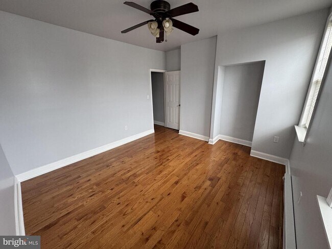 2033 McKean St in Philadelphia, PA - Building Photo - Building Photo