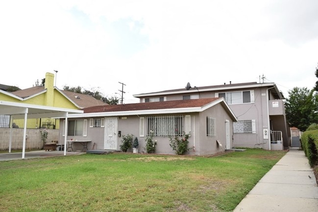 11123 Van Buren Ave in Los Angeles, CA - Building Photo - Building Photo