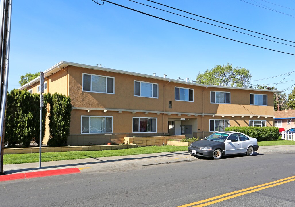 1105 Nursery Ln in Concord, CA - Foto de edificio