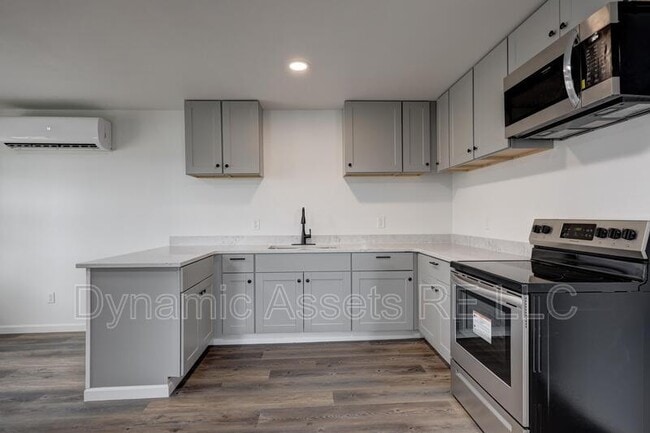 509 E Quincy St in Pittsburg, KS - Building Photo - Building Photo