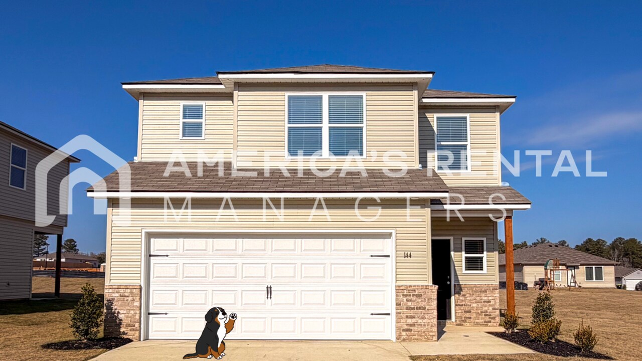 144 Dogwood St in Childersburg, AL - Building Photo