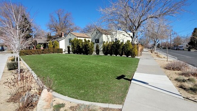 711 Imperial Blvd in Reno, NV - Building Photo - Building Photo