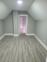 2020 Connecticut St in Gary, IN - Foto de edificio - Building Photo