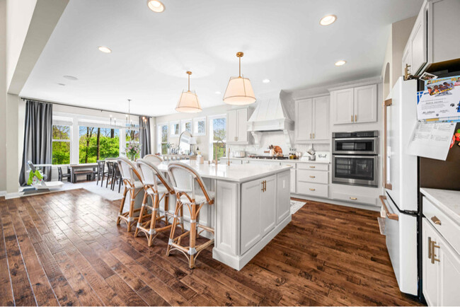 5990 Hollow Ct
