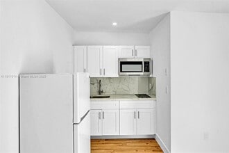 1623 NW 16th Terrace in Miami, FL - Building Photo - Building Photo