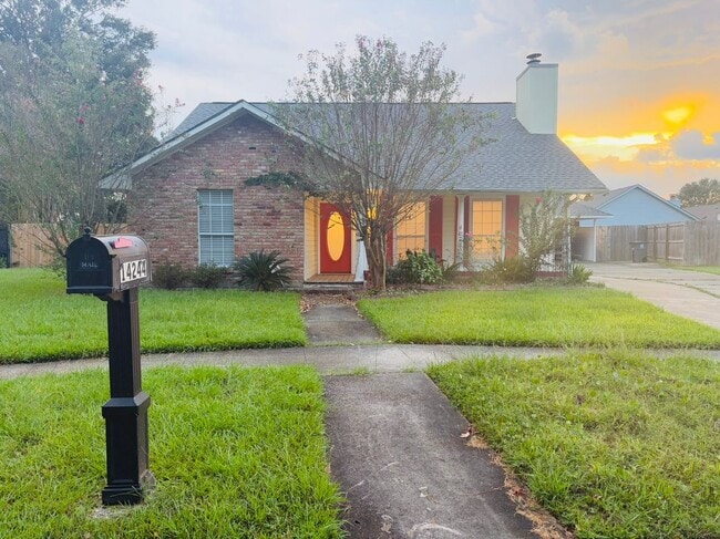 14244 Teewood Ct in Baton Rouge, LA - Building Photo - Building Photo