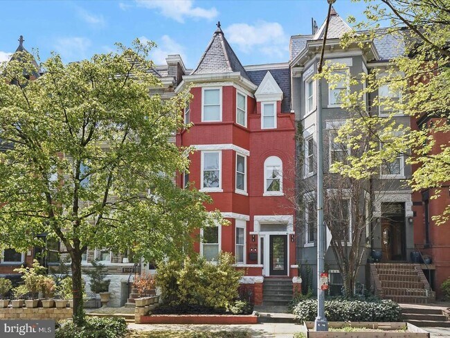 property at 2108 1st St NW