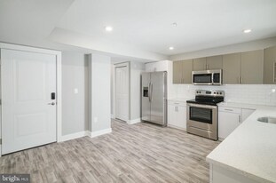 1443 N 8th St in Philadelphia, PA - Building Photo