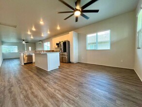 91-1774 Khanahana Loop in Ewa Beach, HI - Building Photo - Building Photo