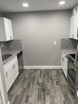 2700 Coral Springs Dr, Unit 2700 Coral Springs Dr in Coral Springs, FL - Building Photo
