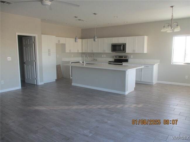 3535 McCormick Blvd in Bullhead City, AZ - Building Photo - Building Photo